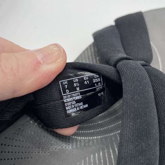 Clarks Cloudsteppers Women 9.5M Sandal Black Aria Belle Slingback Wedge Heel - Picture 3 of 7